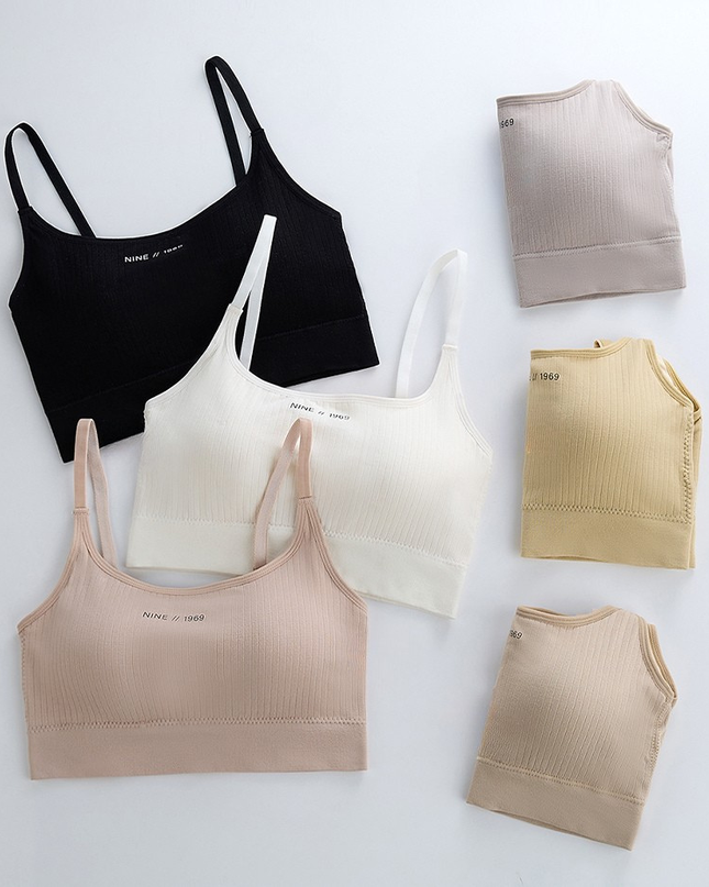 Everyday Wireless Bra for Teen Girls & Women – Easy Pull Style, Light Padding, Free Size GS ICONIC