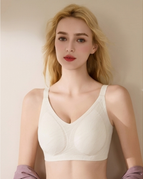 Yellowish White / M