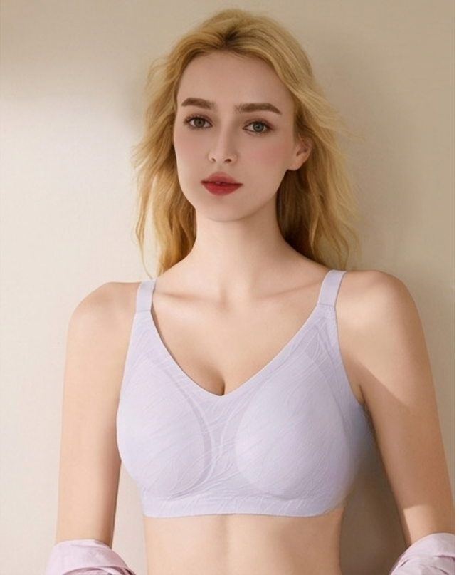 Women’s daily wear bra with wire-free lightly padded full coverage design